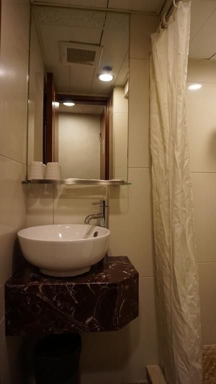 Oriental Lander Hotel Kowloon  Exterior photo