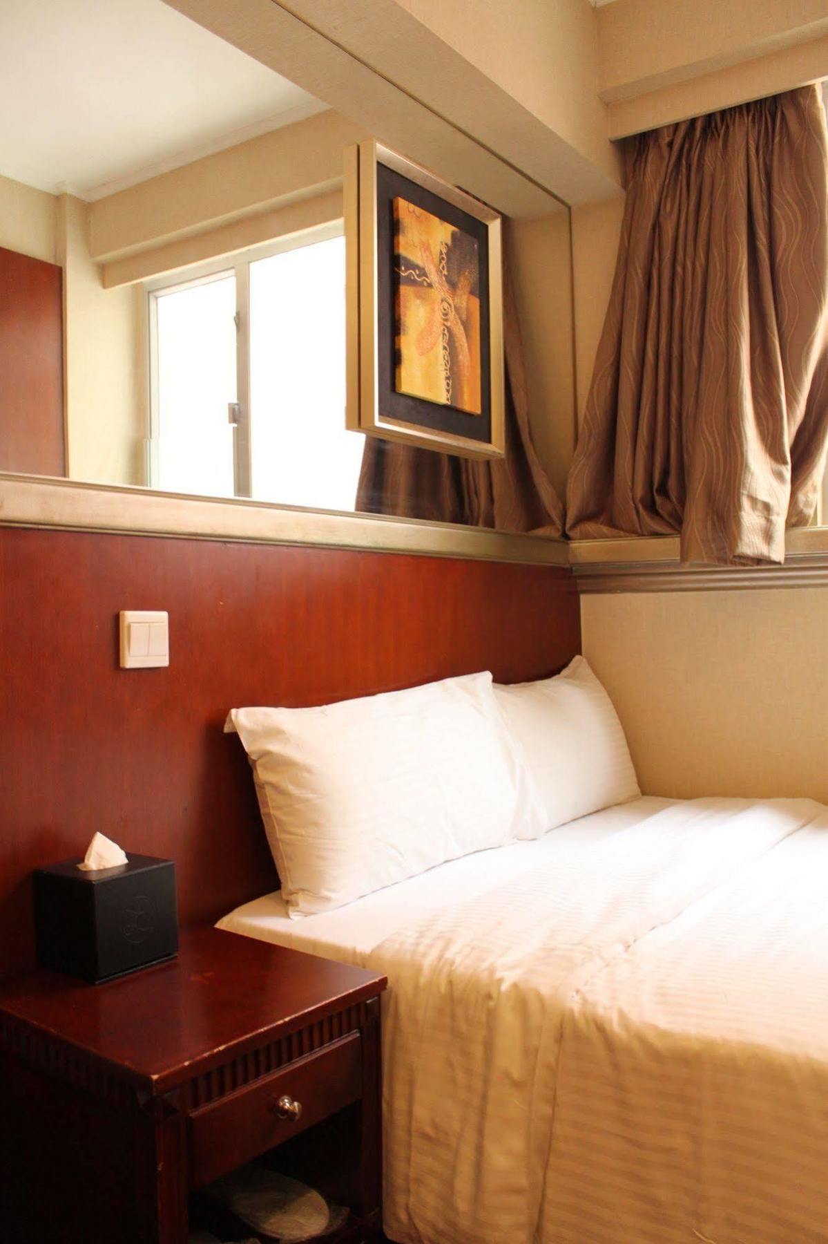 Oriental Lander Hotel Kowloon  Exterior photo