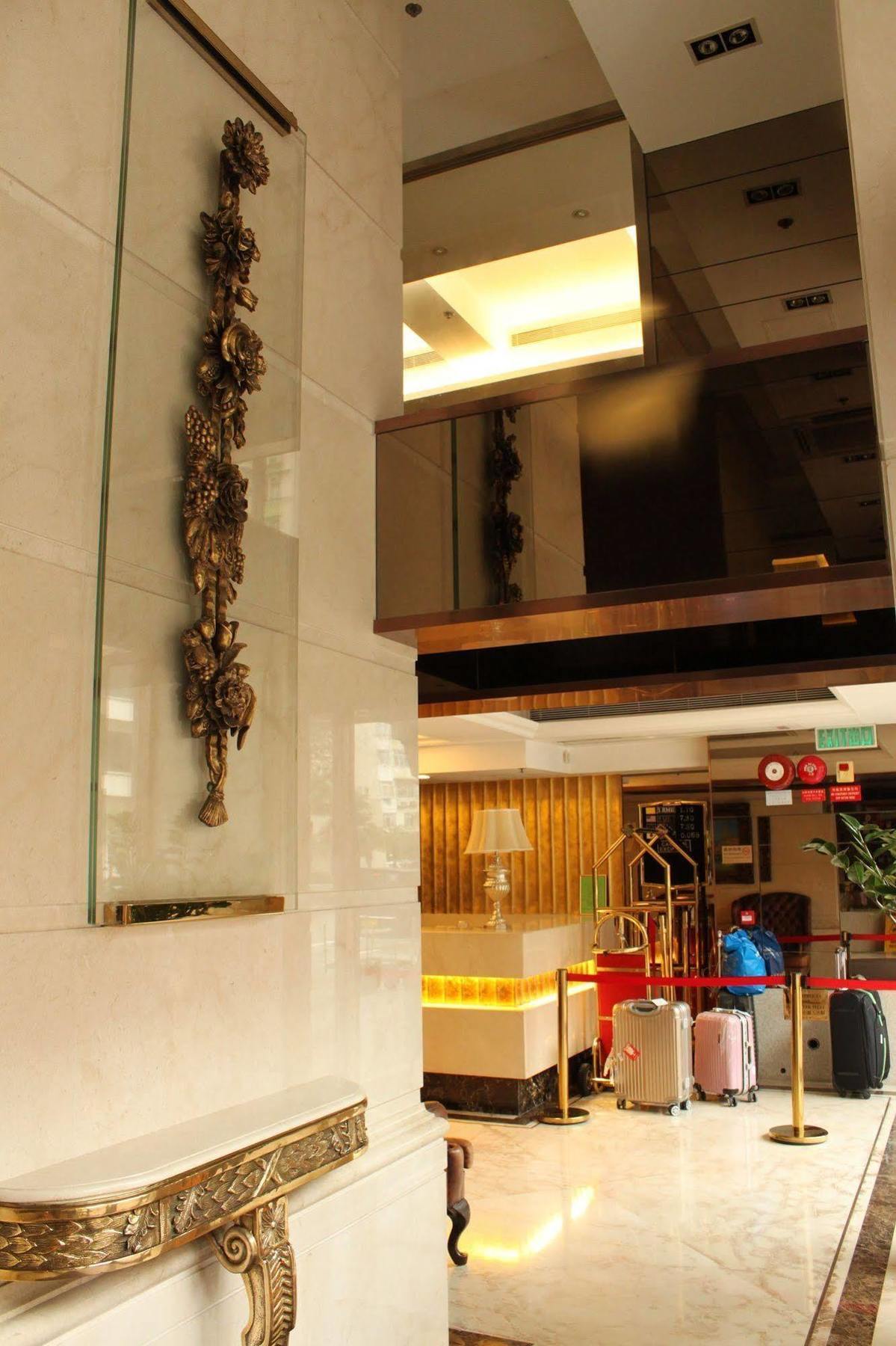 Oriental Lander Hotel Kowloon  Exterior photo